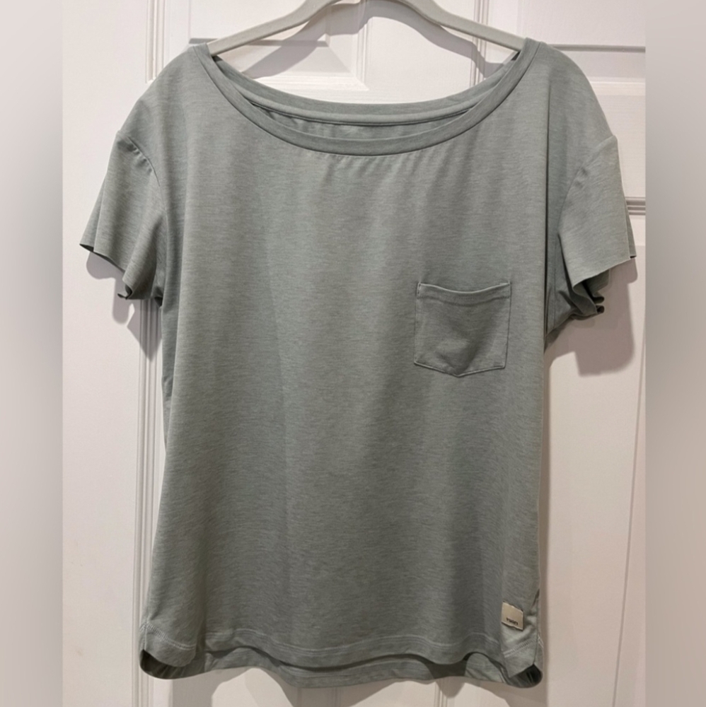 Heathered Light Green Vuori Lux Performance Shirt EUC